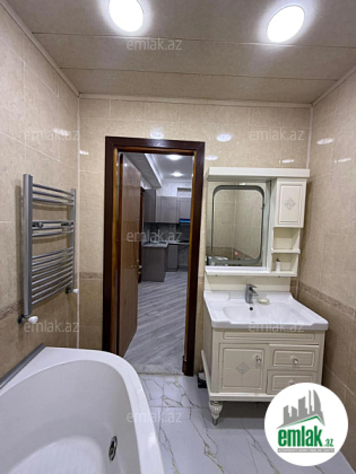 Satılır 2 otaqlı yeni tikili 66 m²