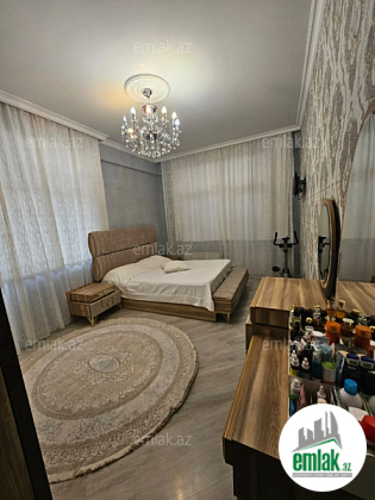 Satılır 3 otaqlı yeni tikili 106 m²