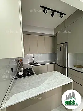 Satılır 3 otaqlı yeni tikili 80 m²