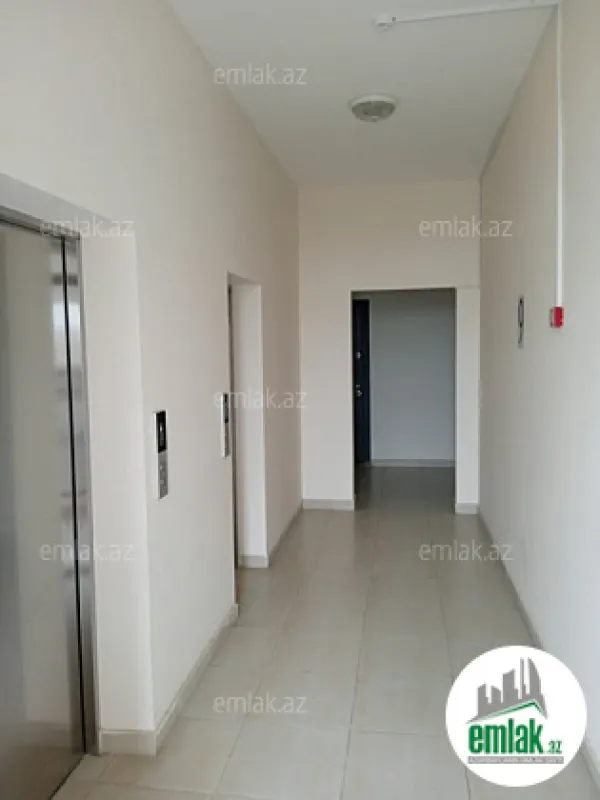 Satılır 3 otaqlı yeni tikili 80 m²