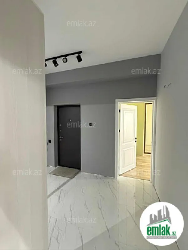 Satılır 3 otaqlı yeni tikili 80 m²
