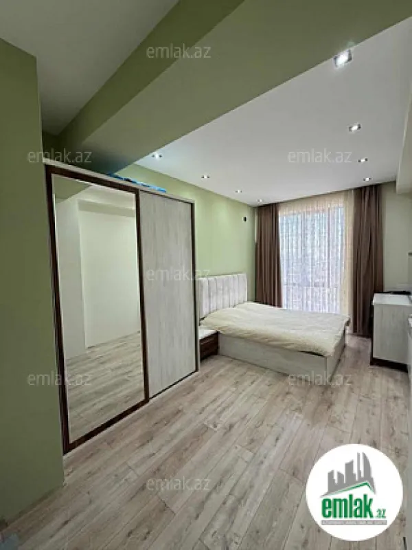 Satılır 3 otaqlı yeni tikili 80 m²