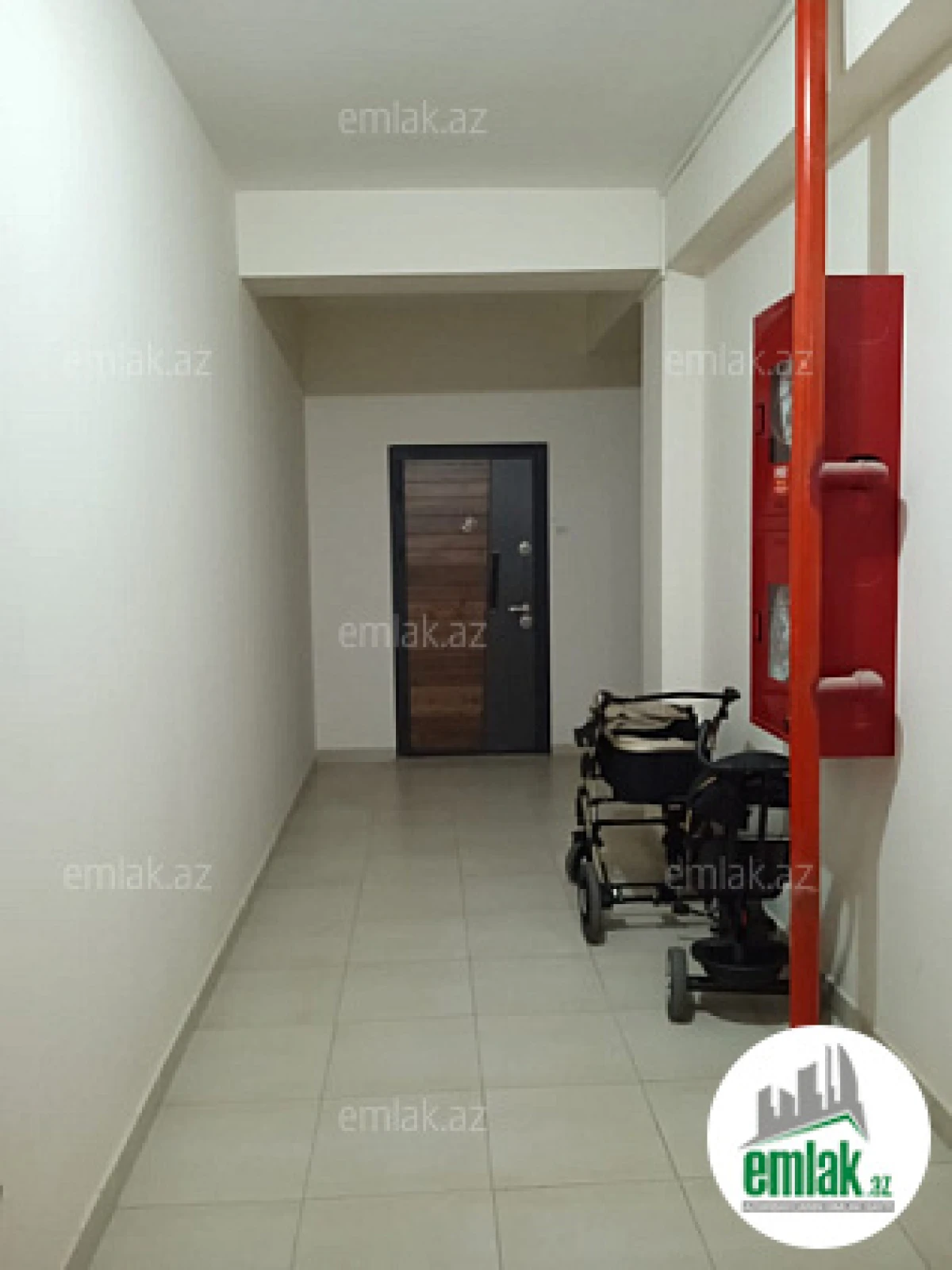 Satılır 3 otaqlı yeni tikili 80 m²