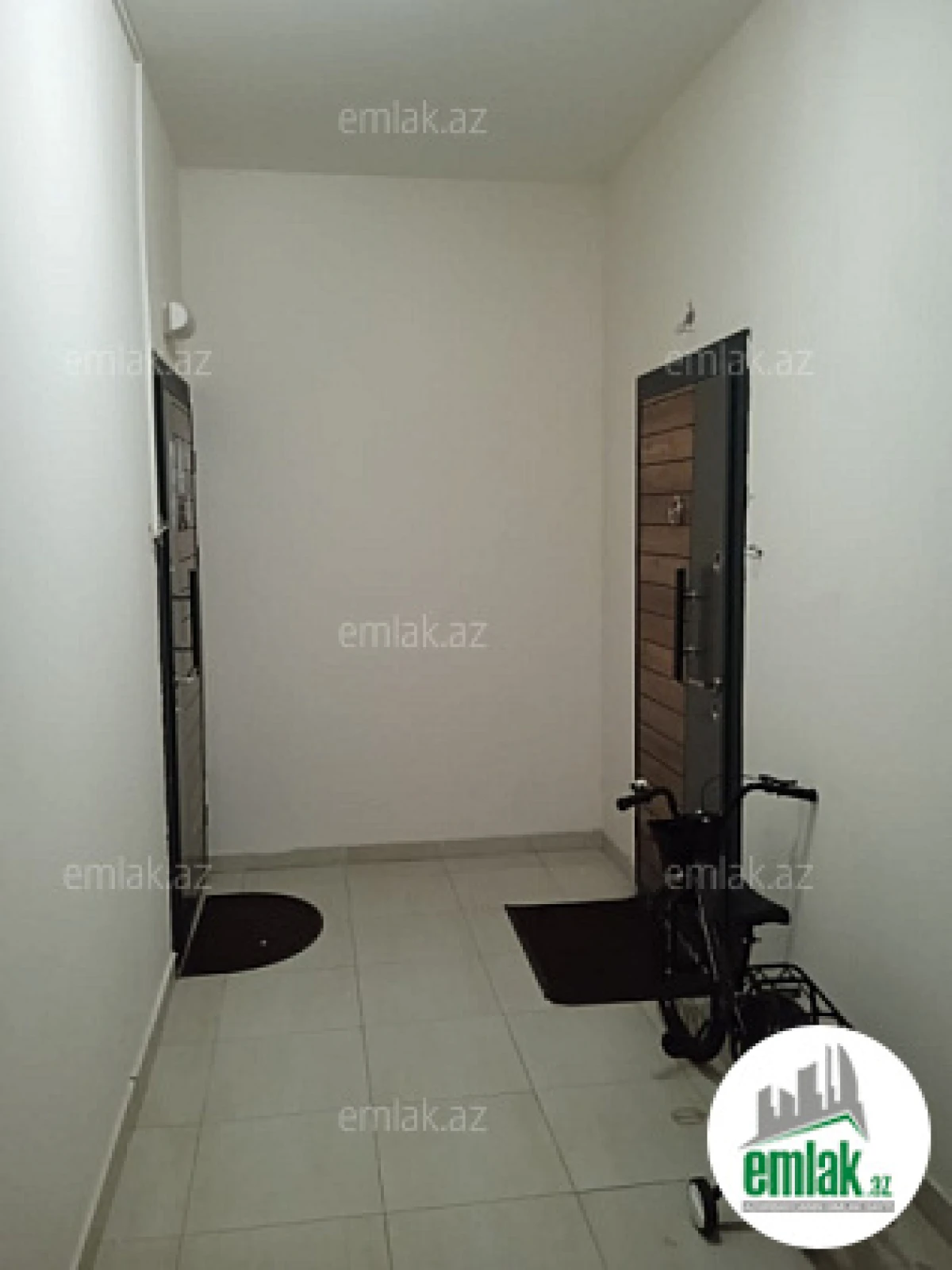 Satılır 3 otaqlı yeni tikili 80 m²