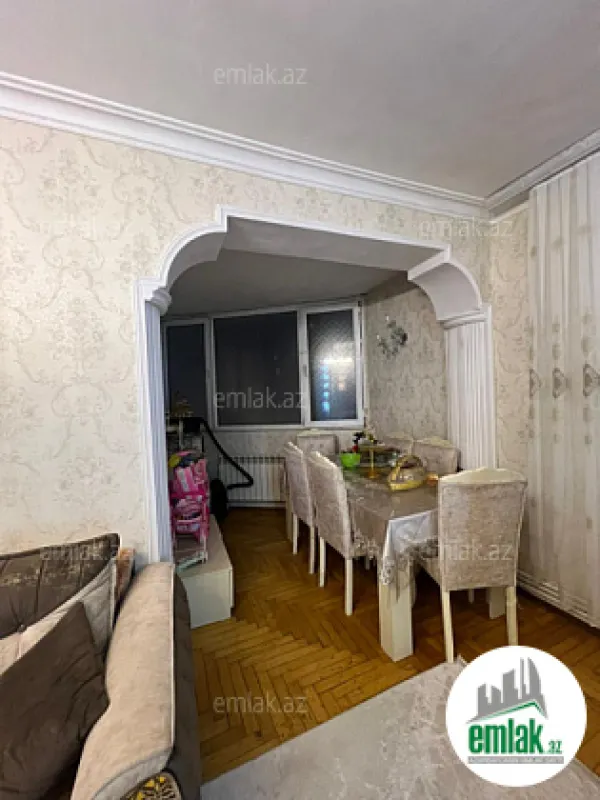 Satılır 3 otaqlı yeni tikili 90 m²