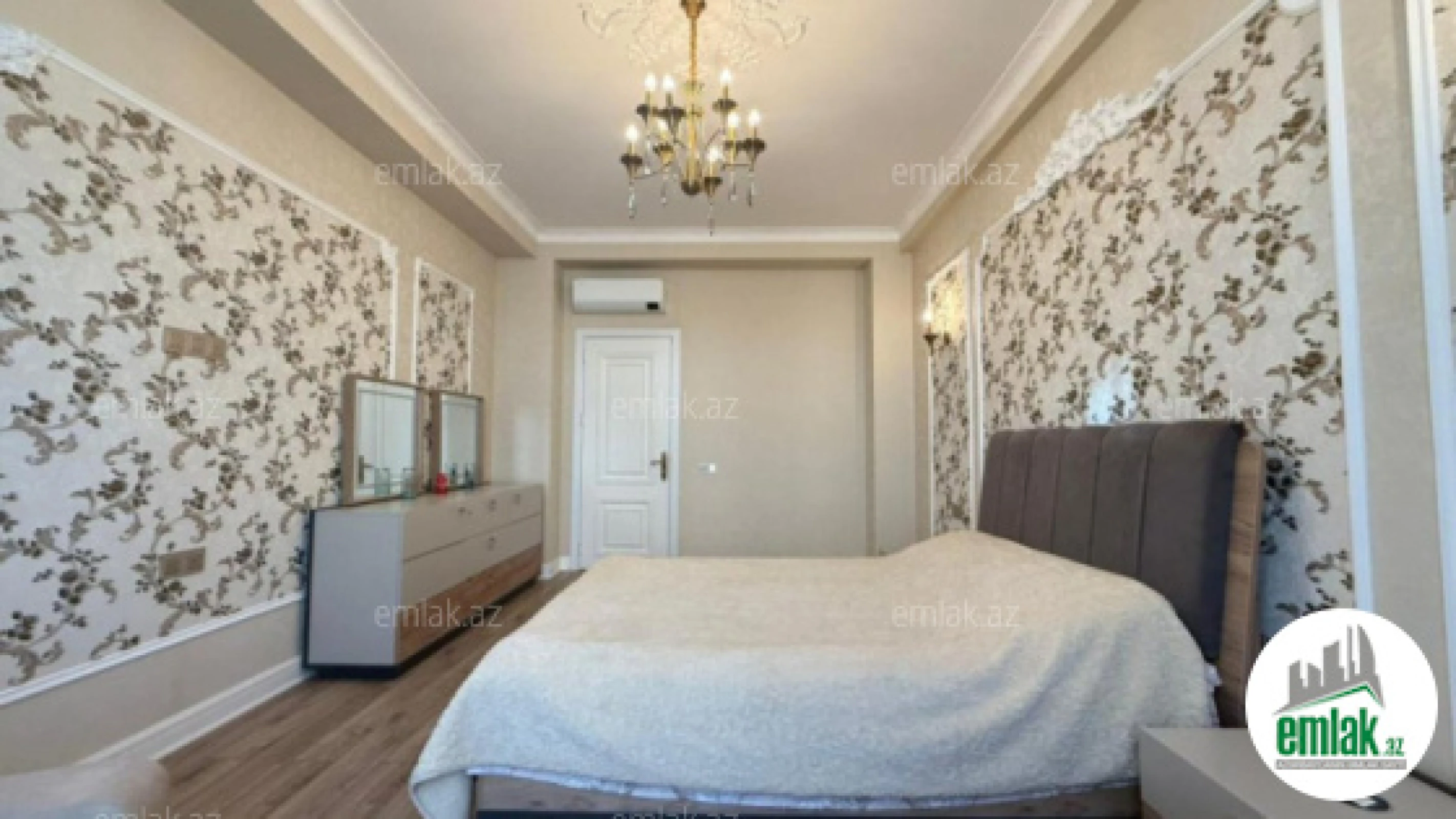 Satılır 2 otaqlı yeni tikili 92 m²