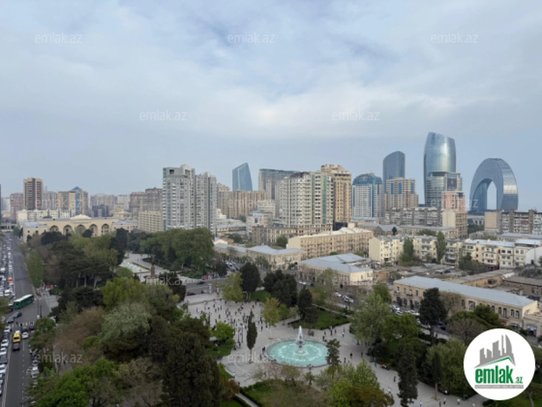 Satılır 4 otaqlı yeni tikili 180 m²