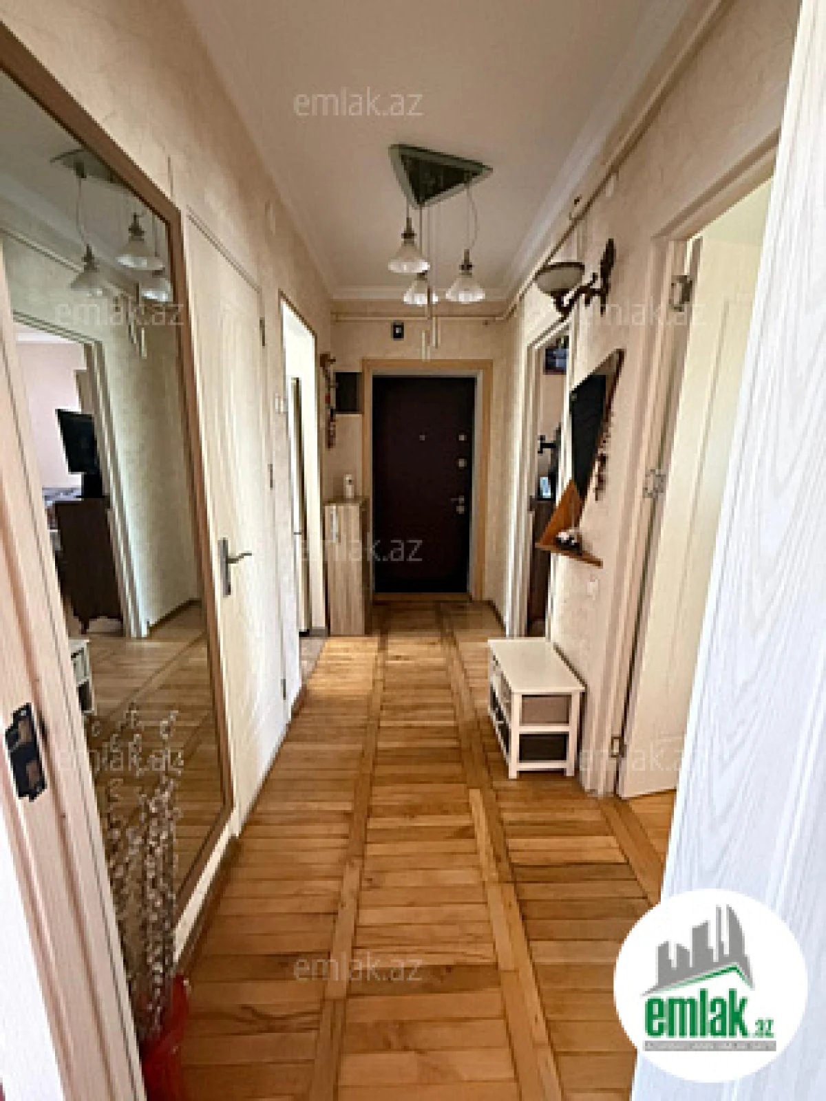 Satılır 3 otaqlı köhnə tikili 60 m²