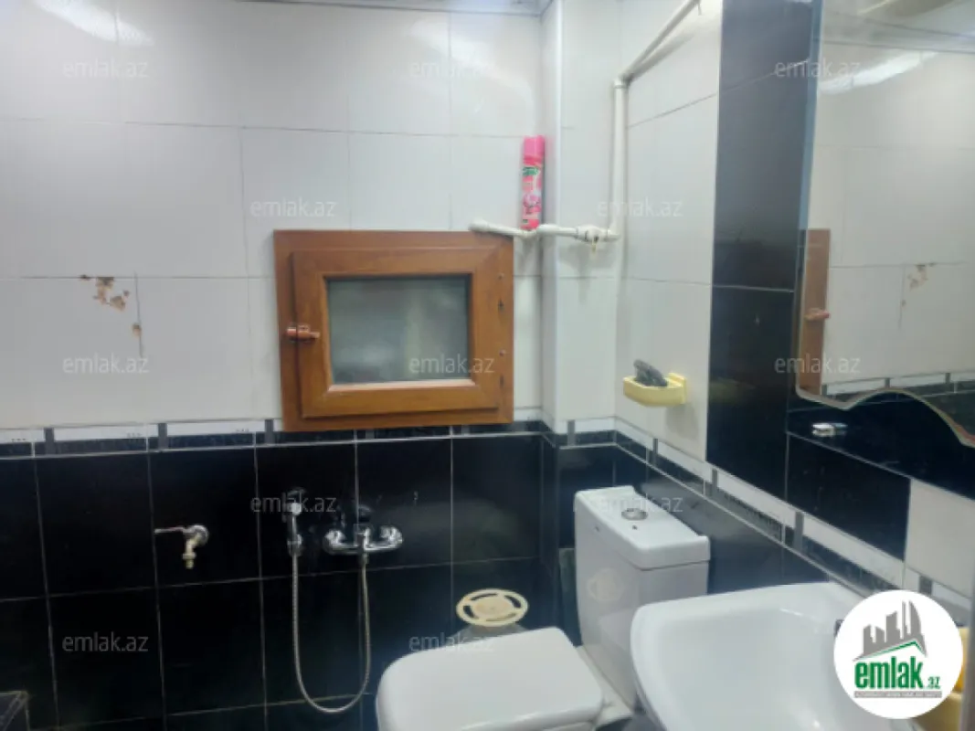 Satılır 2 otaqlı köhnə tikili 44 m²