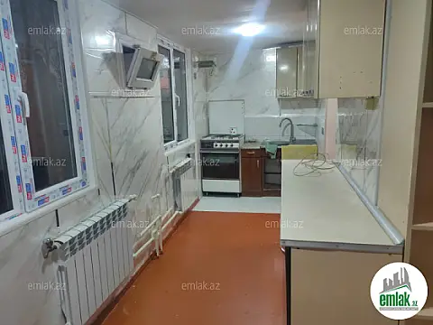 Satılır 2 otaqlı köhnə tikili 44 m²