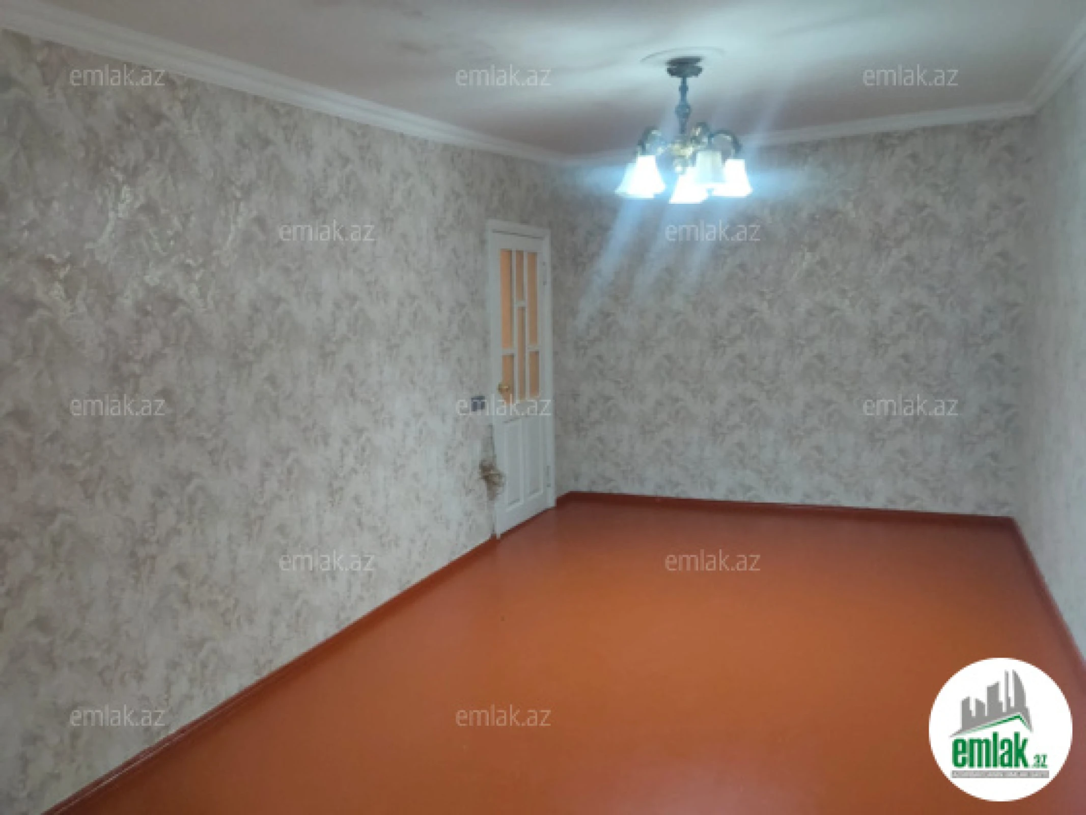 Satılır 2 otaqlı köhnə tikili 44 m²