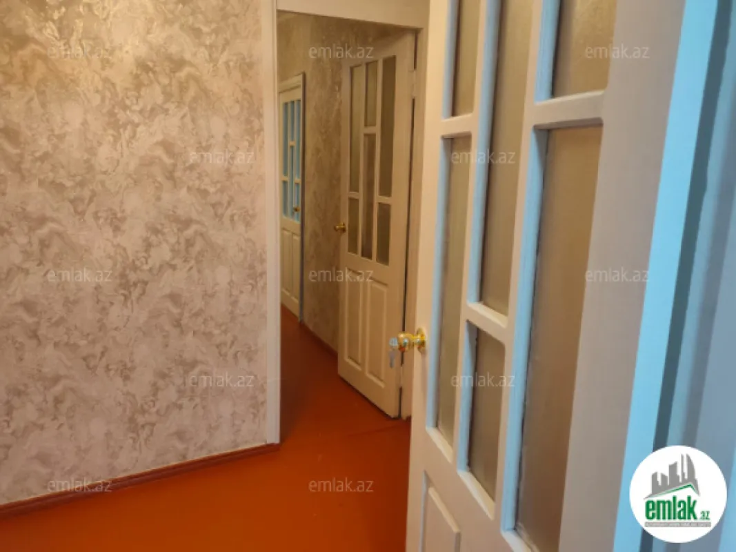 Satılır 2 otaqlı köhnə tikili 44 m²