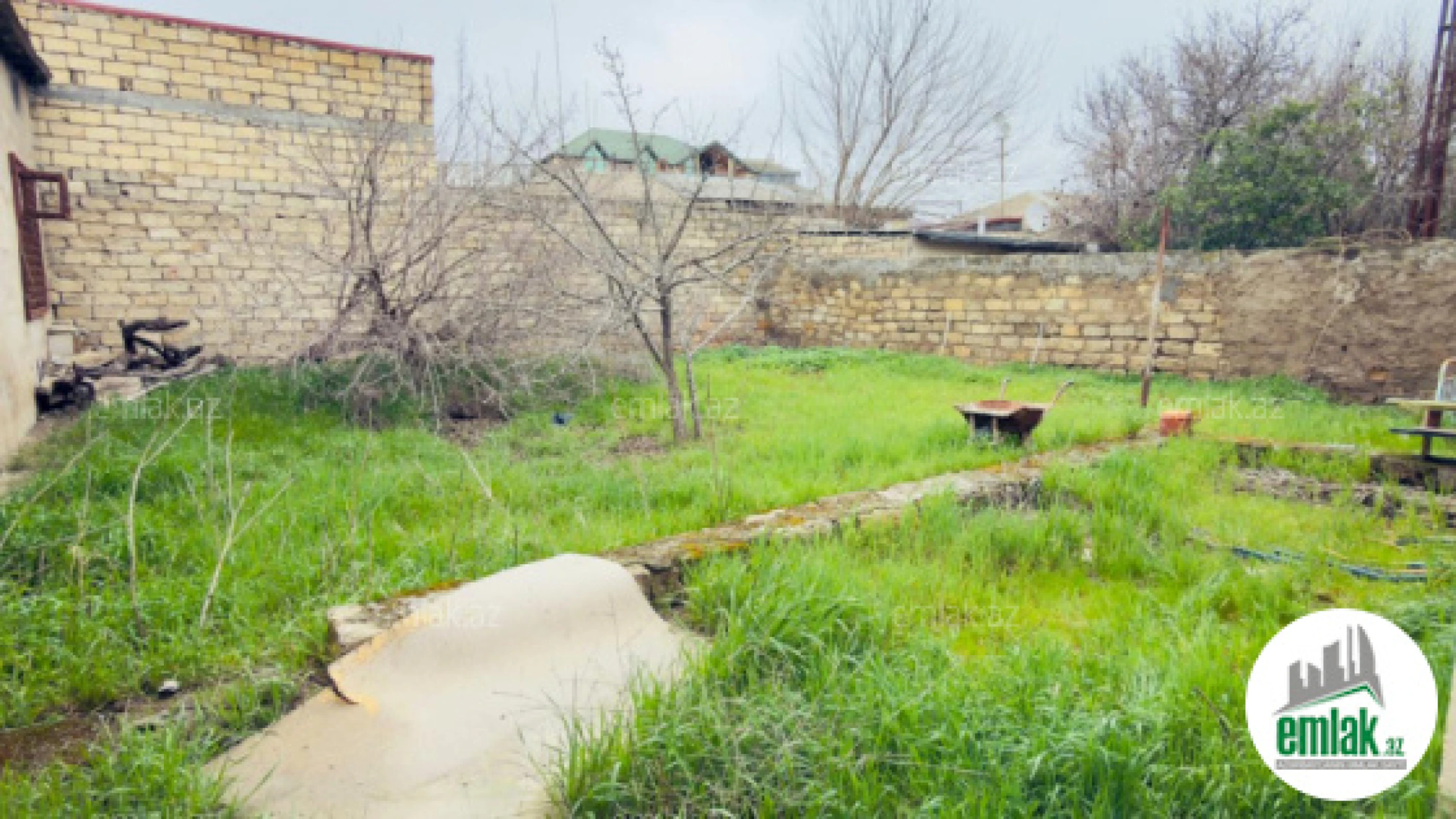 Satılır 4 otaqlı həyət evi 125 m²