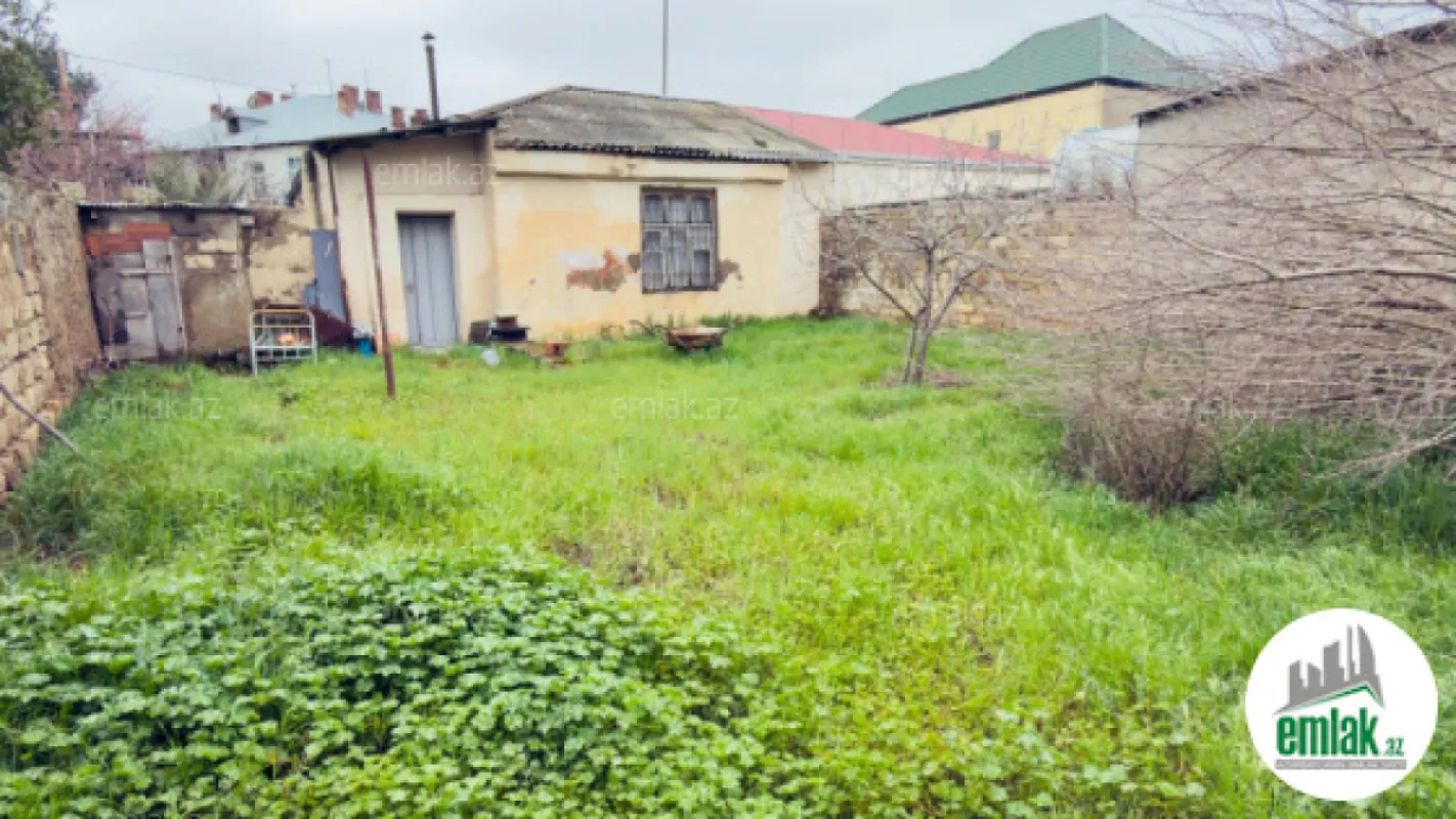 Satılır 4 otaqlı həyət evi 125 m²