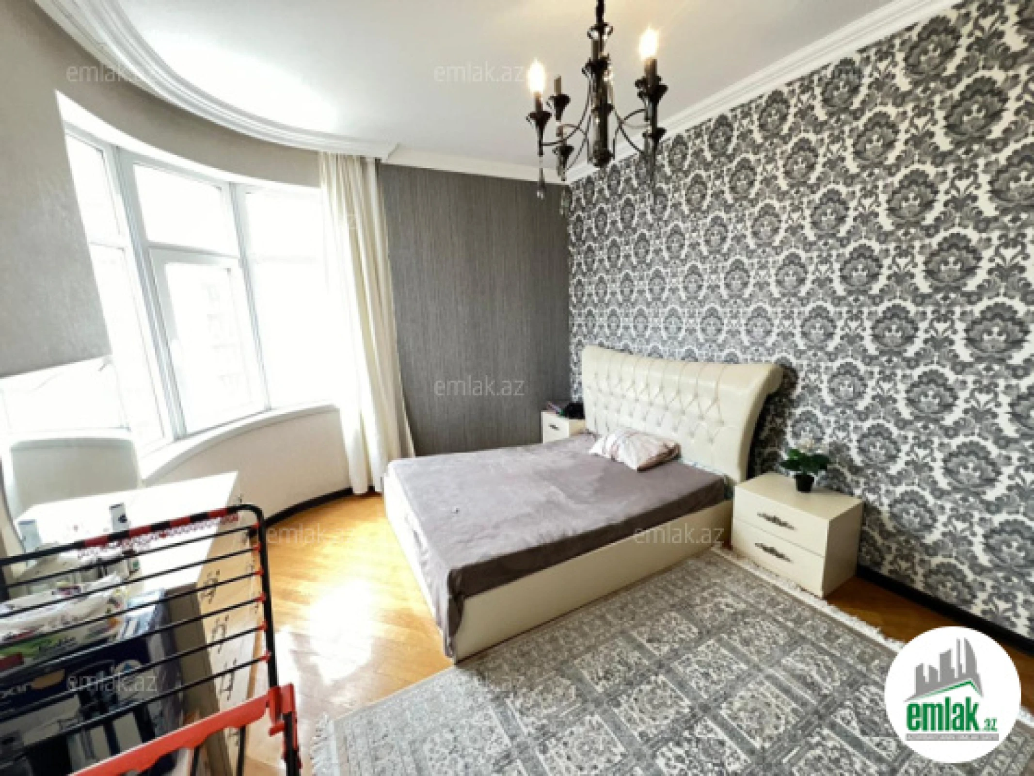 Satılır 3 otaqlı yeni tikili 150 m²