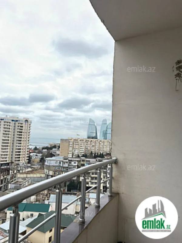 Satılır 3 otaqlı yeni tikili 150 m²