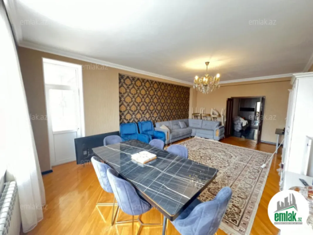 Satılır 3 otaqlı yeni tikili 150 m²