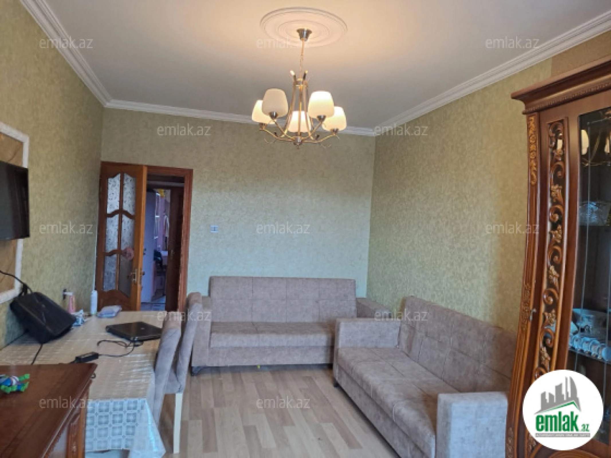 Satılır 4 otaqlı köhnə tikili 95 m²