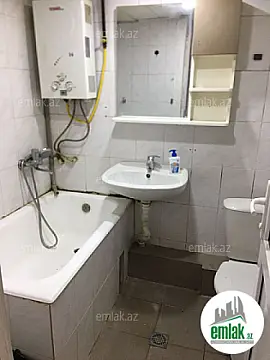Satılır 2 otaqlı köhnə tikili 40 m²