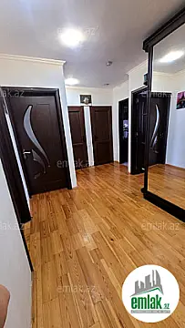 Satılır 3 otaqlı köhnə tikili 80 m²