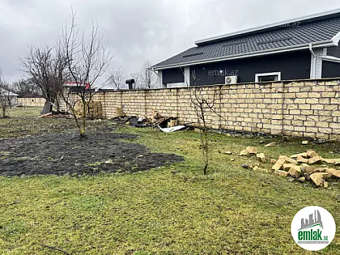 Satılır torpaq sahəsi 10 m²