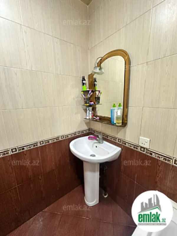 Satılır 2 otaqlı yeni tikili 78 m²