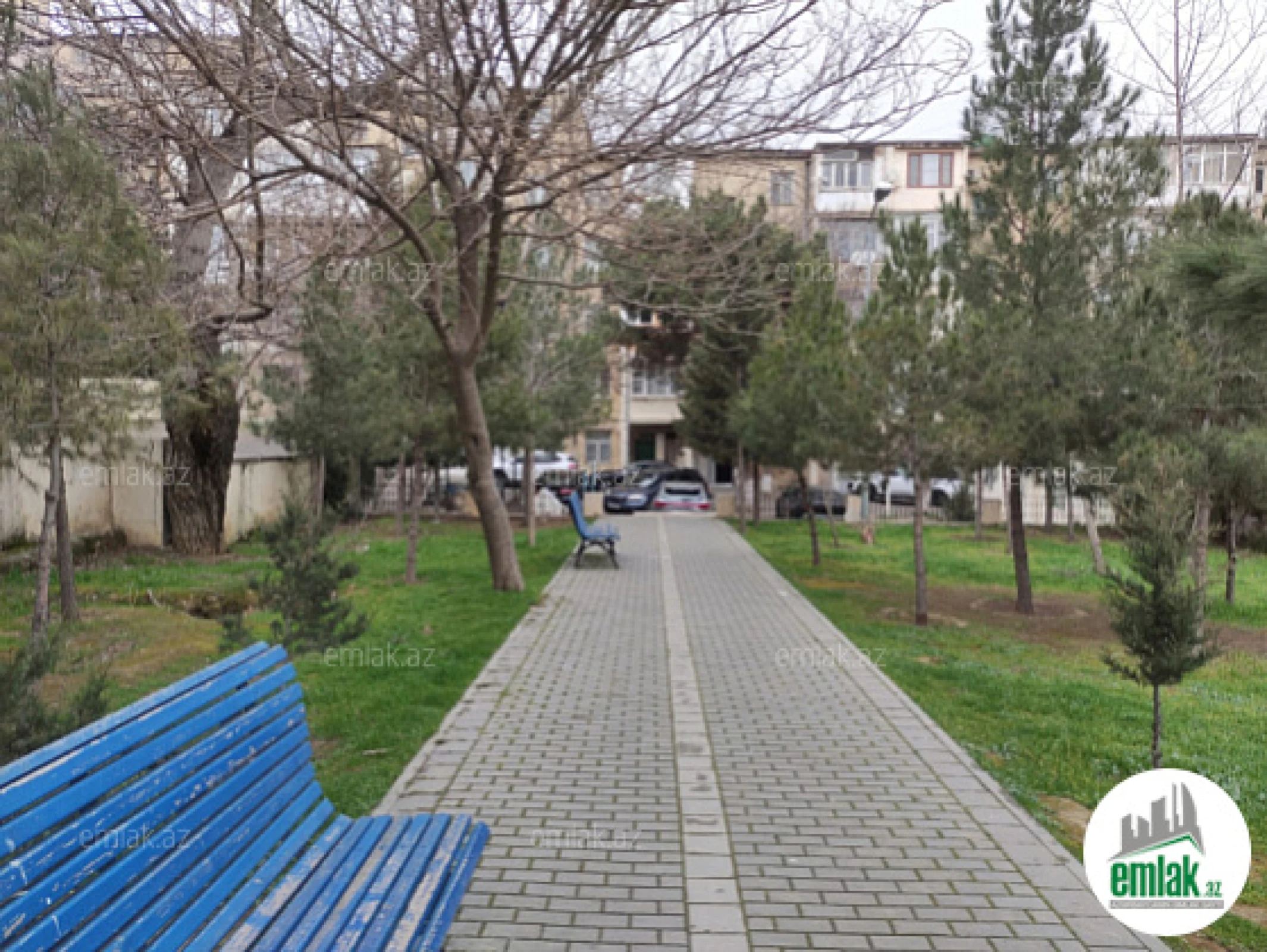 Satılır 3 otaqlı köhnə tikili 80 m²