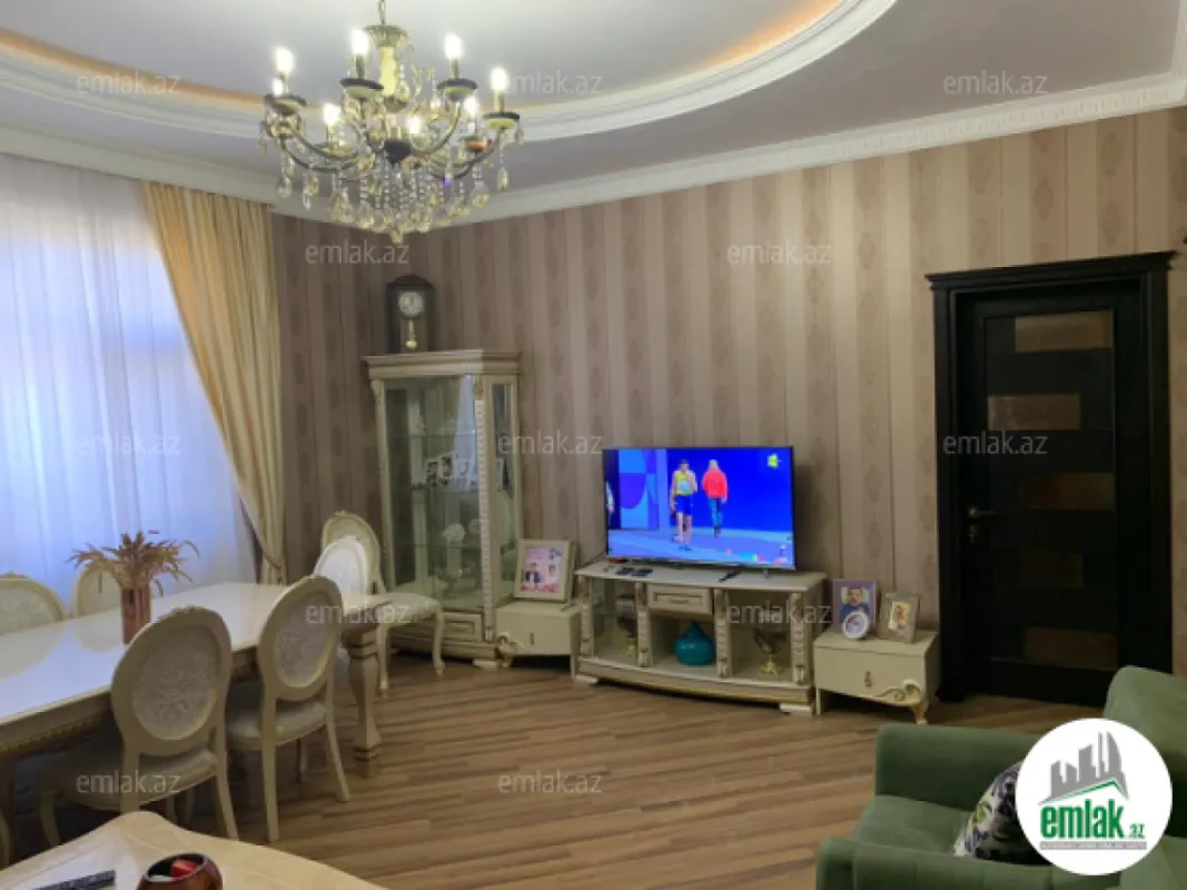 Satılır 4 otaqlı həyət evi 100 m²
