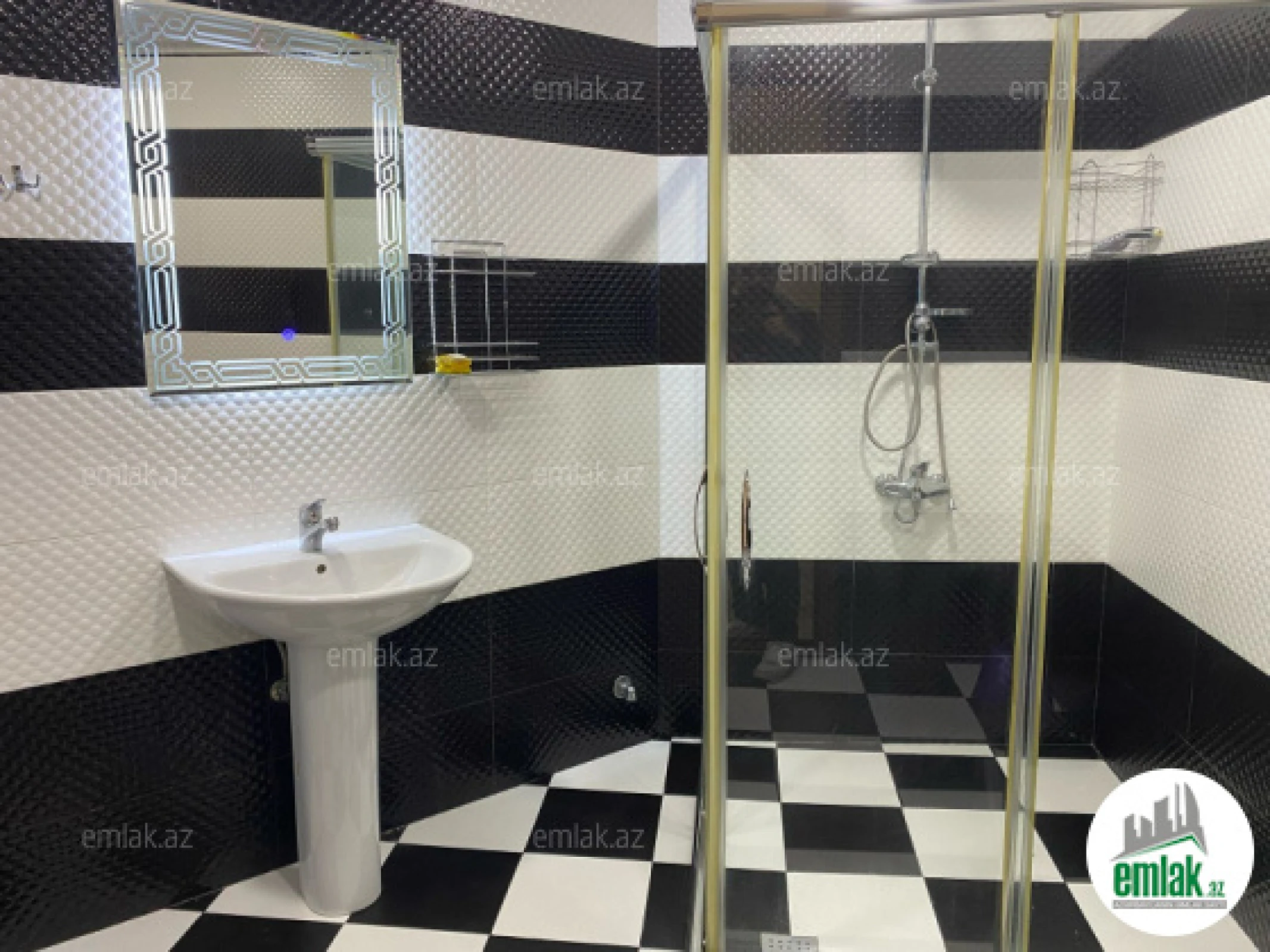 Satılır 2 otaqlı yeni tikili 90 m²