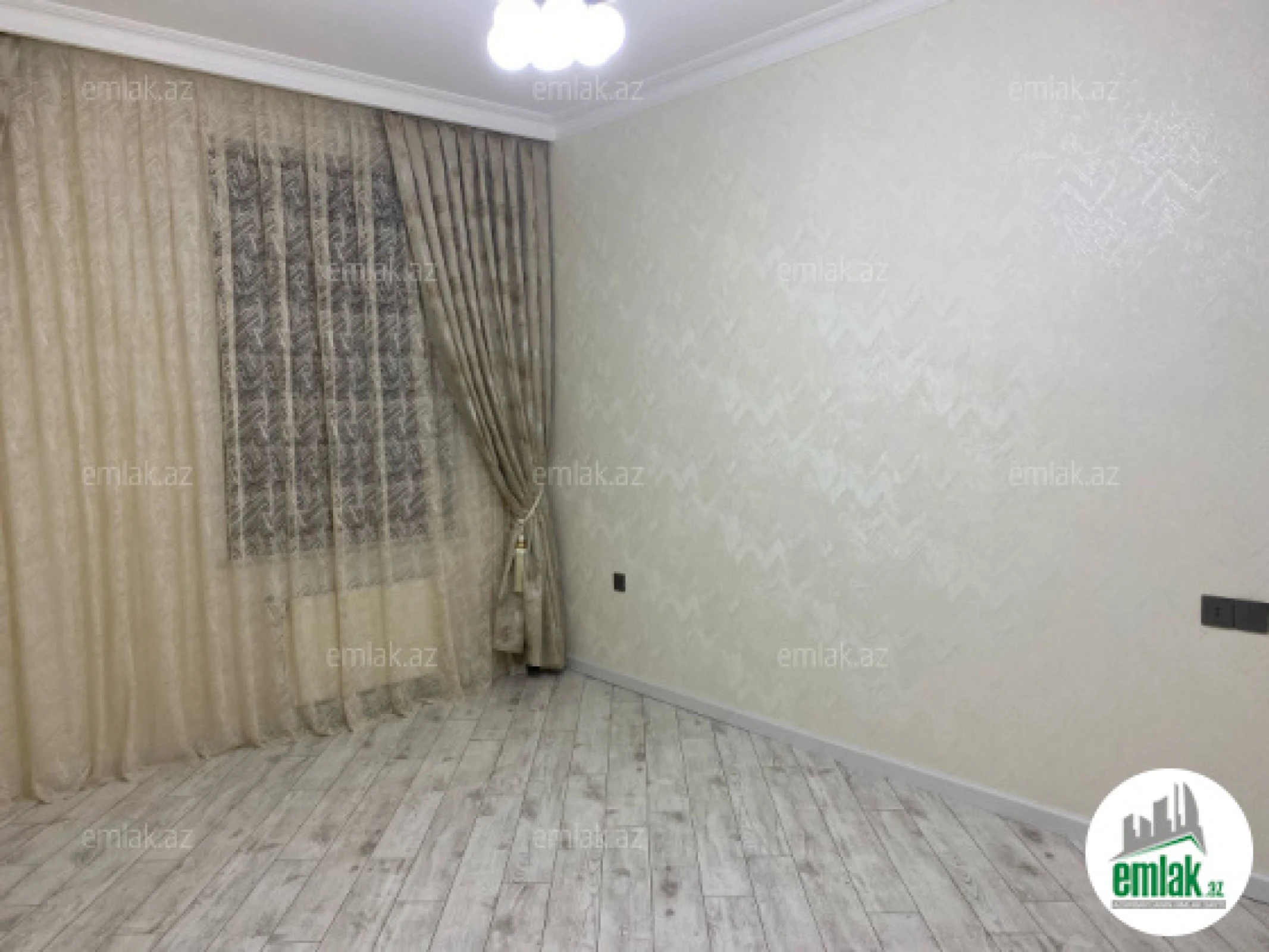 Satılır 2 otaqlı yeni tikili 90 m²