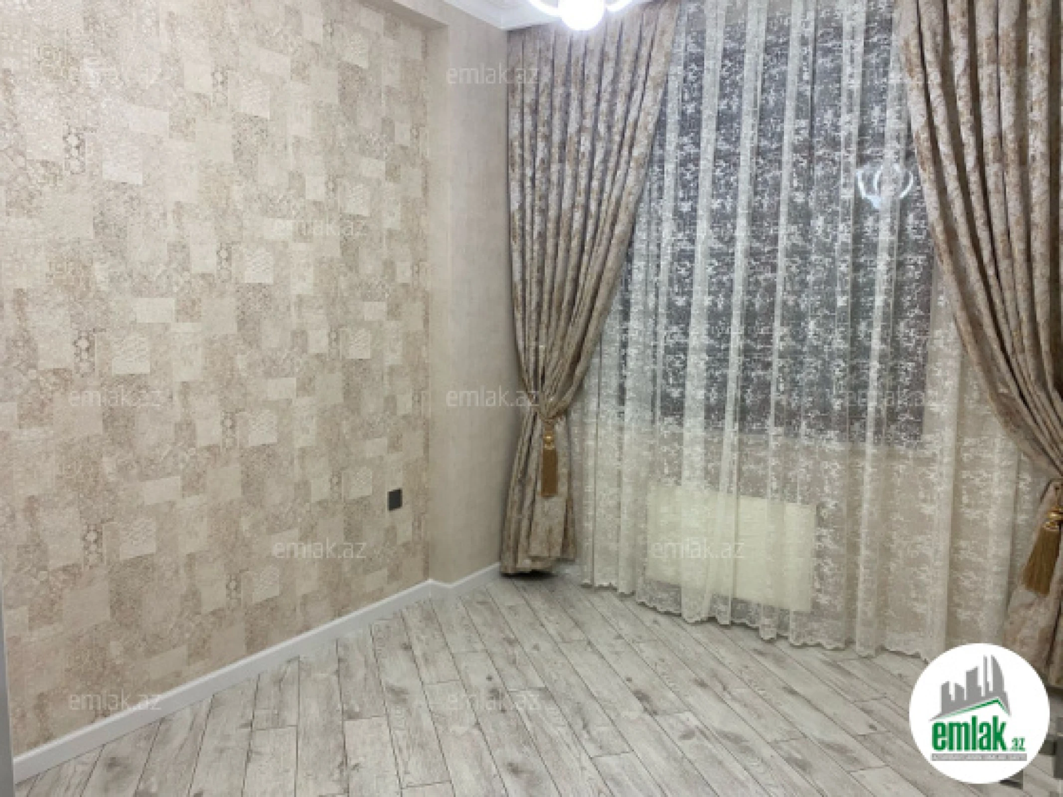 Satılır 2 otaqlı yeni tikili 90 m²