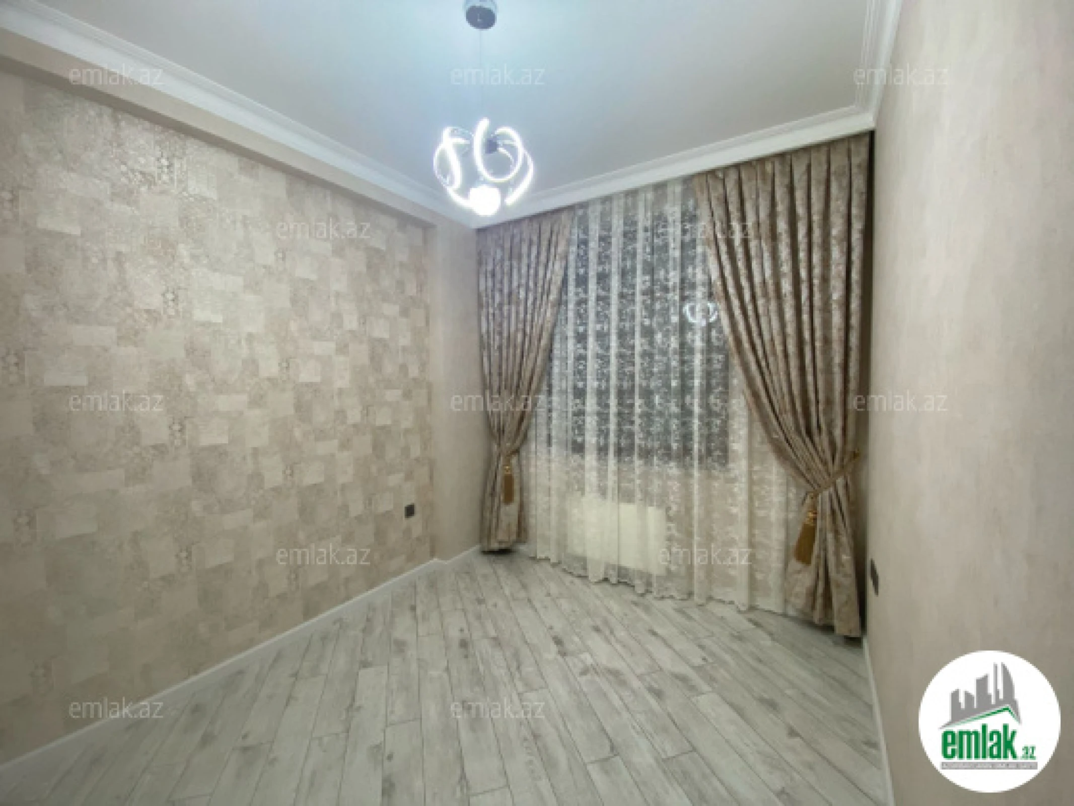 Satılır 2 otaqlı yeni tikili 90 m²