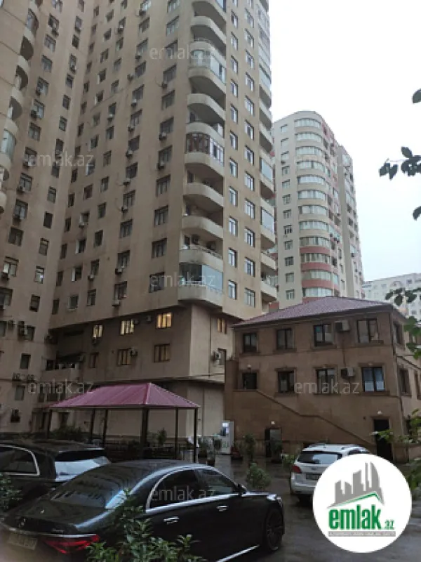 Satılır 2 otaqlı yeni tikili 90 m²