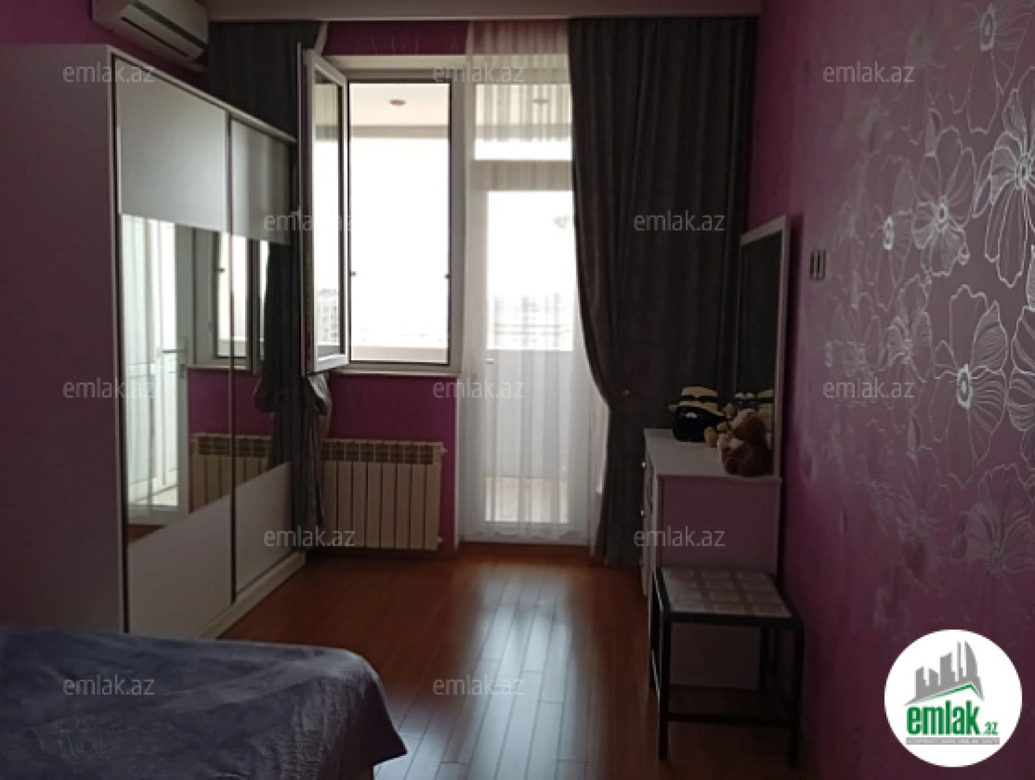 Satılır 3 otaqlı yeni tikili 80 m²