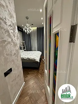 Satılır 2 otaqlı köhnə tikili 60 m²