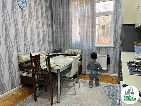 Satılır 4 otaqlı həyət evi 2.2 m²