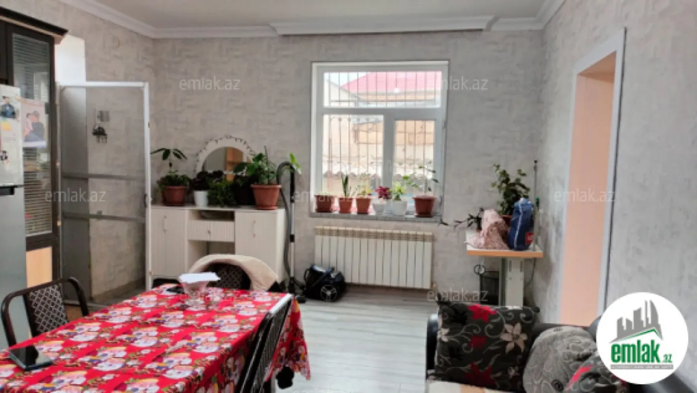 Satılır 3 otaqlı həyət evi 115 m²
