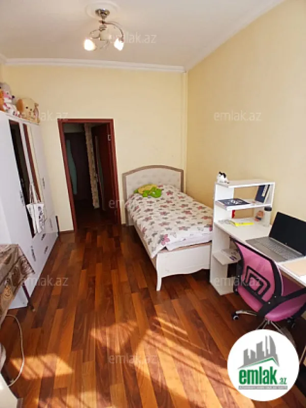 Satılır 4 otaqlı yeni tikili 126 m²