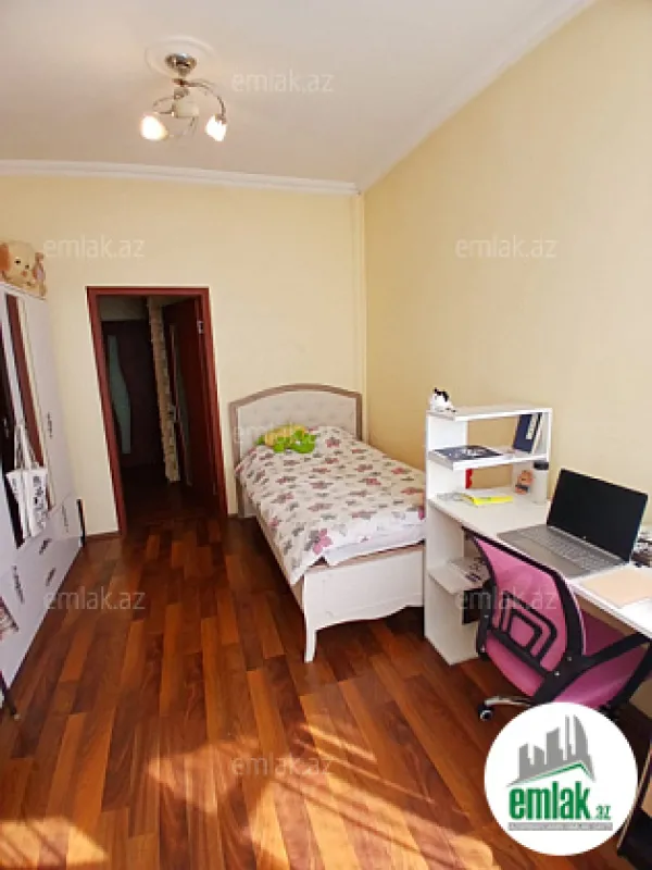 Satılır 4 otaqlı yeni tikili 126 m²