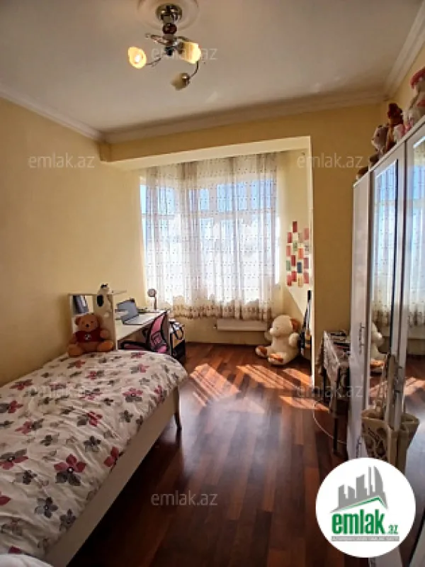 Satılır 4 otaqlı yeni tikili 126 m²