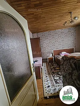 Satılır 4 otaqlı həyət evi 100 m²