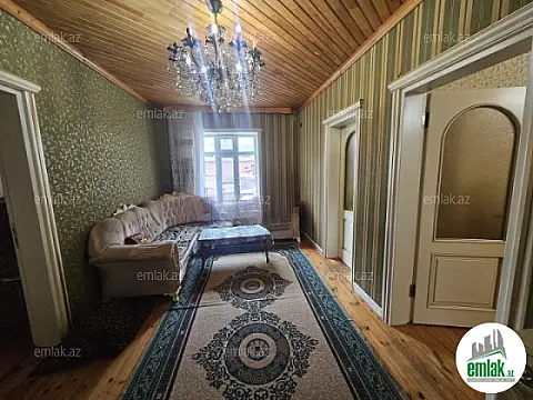 Satılır 4 otaqlı həyət evi 100 m²