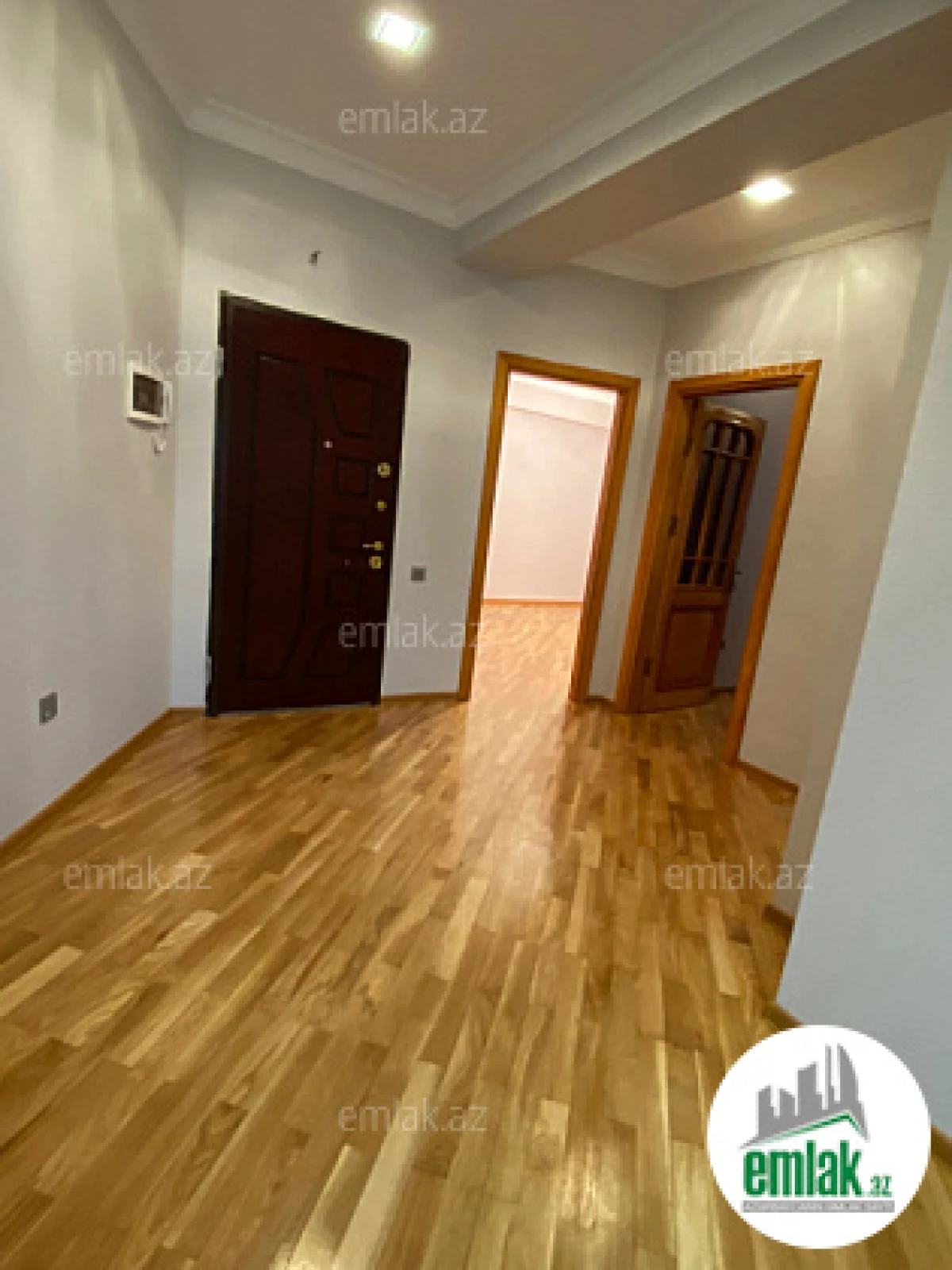 Satılır 2 otaqlı yeni tikili 90 m²