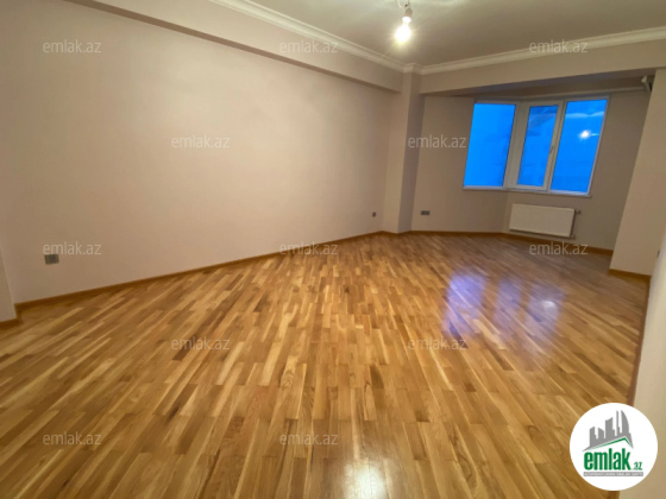 Satılır 2 otaqlı yeni tikili 90 m²