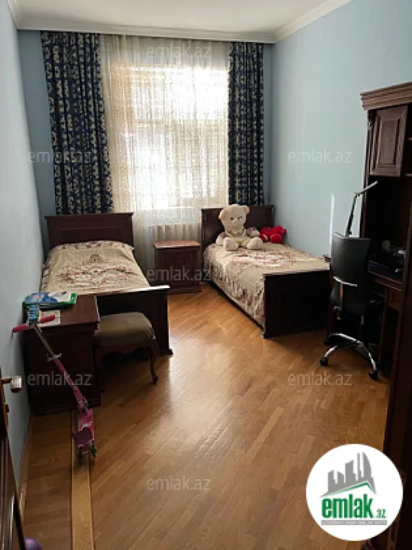 Satılır 3 otaqlı yeni tikili 170 m²