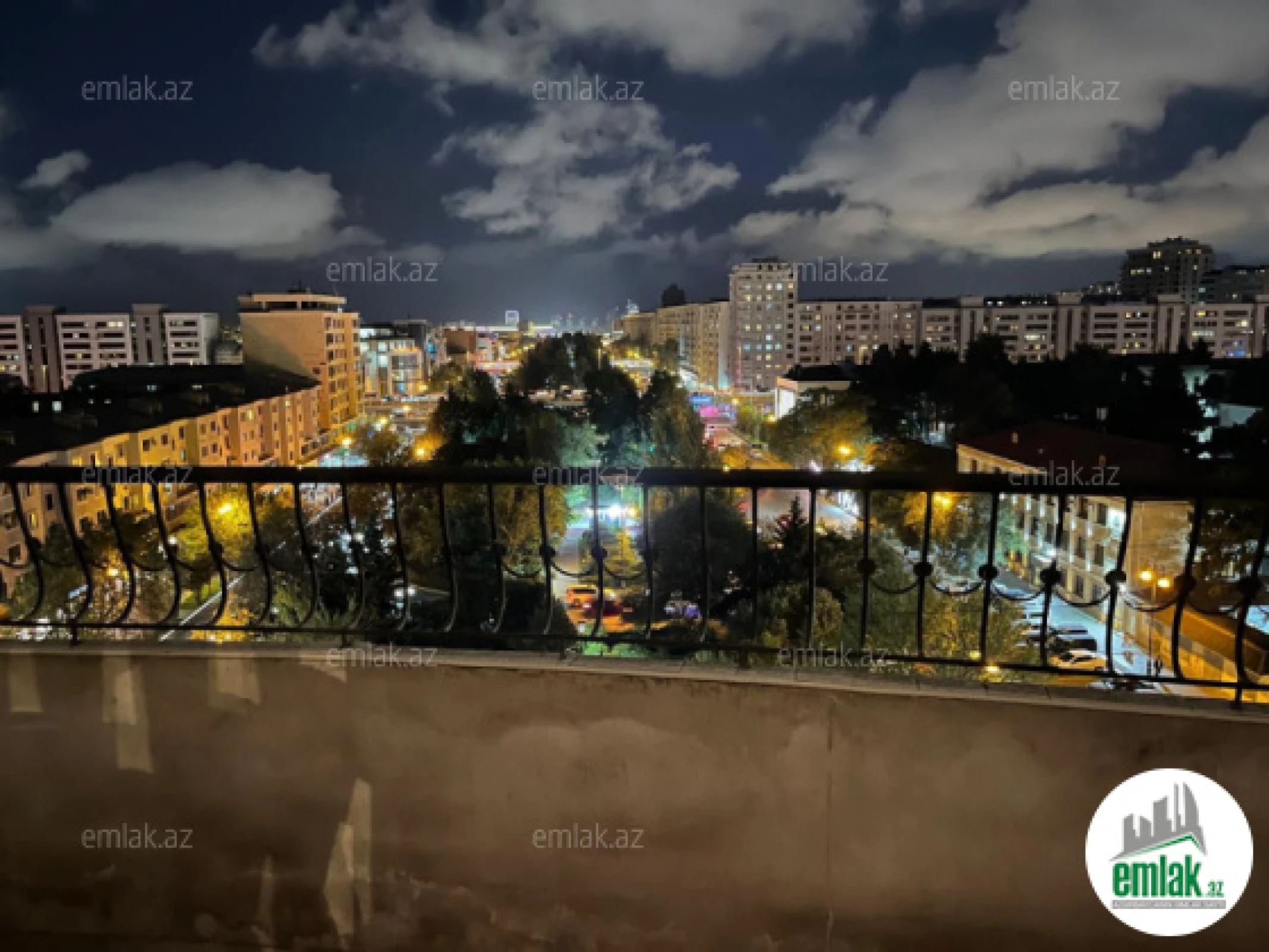 Satılır 3 otaqlı yeni tikili 170 m²