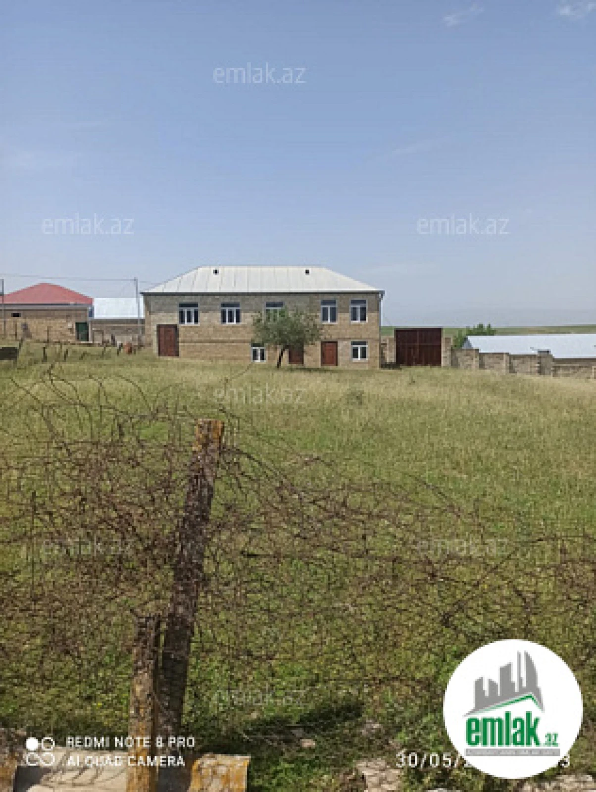 Satılır 6 otaqlı həyət evi 206 m²