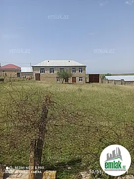 Satılır 6 otaqlı həyət evi 206 m²