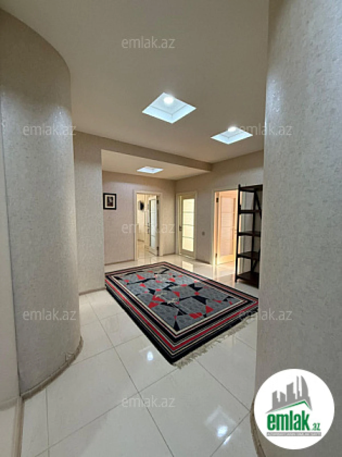 Satılır 3 otaqlı yeni tikili 157 m²