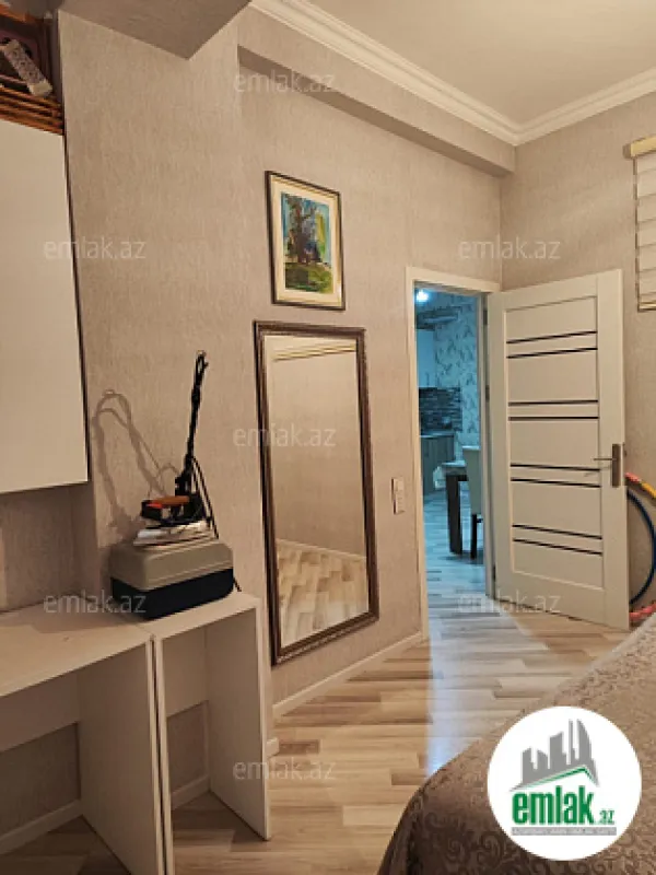 Satılır 3 otaqlı yeni tikili 74 m²